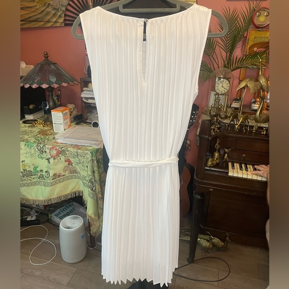 NWT Banana Republic White Pleated Waist Tie Sleeveless trapeze Dress 4P $120 - Picture 6 of 8